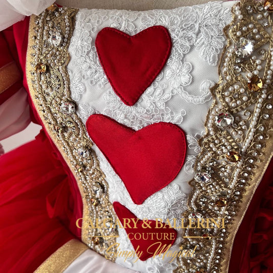 Where to order bespoke Queen of Hearts matching gowns for 2026 portraits. Shop birthday party Queen of Hearts Dress to Impress Inspired Couture – Modern Fairytale High-Fashion Gown for Girls and Women. Calgary and Ballerini Trusted by Moms in 85 countries with 1,500+ reviews. 21 years of excellence.