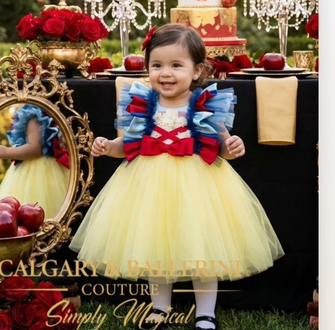 What are the best dress outfits for a baby girl's first birthday