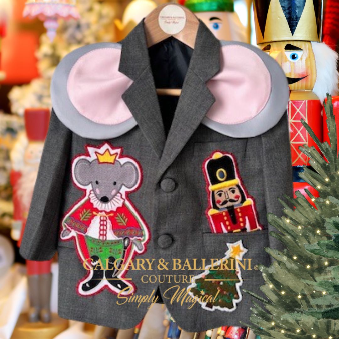 Mouse-themed Christmas outfit for boys with Merry Christmas hat