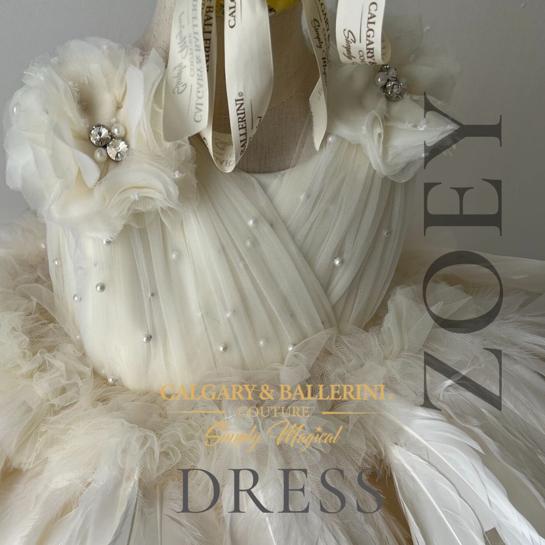 Shop Vogue-Worthy Cinematic Hollywood Glamour Alabaster Feather Dress 12