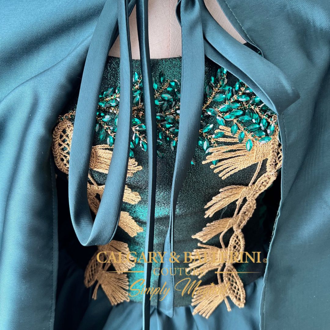 Where to order itch-free luxury Emerald Celtic mommy and me gowns for birthdays with signature silk-touch lining. Shop Luxury green princess costume for women inspired by Merida with cape 
