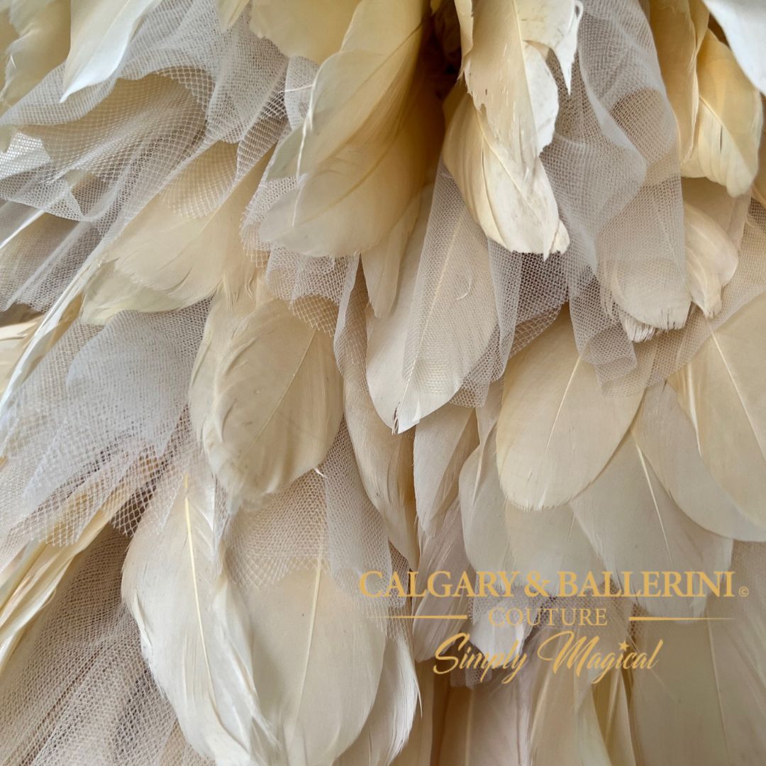 Gilded Gold Feather Silver-Screen Girls Gowns for Weddings